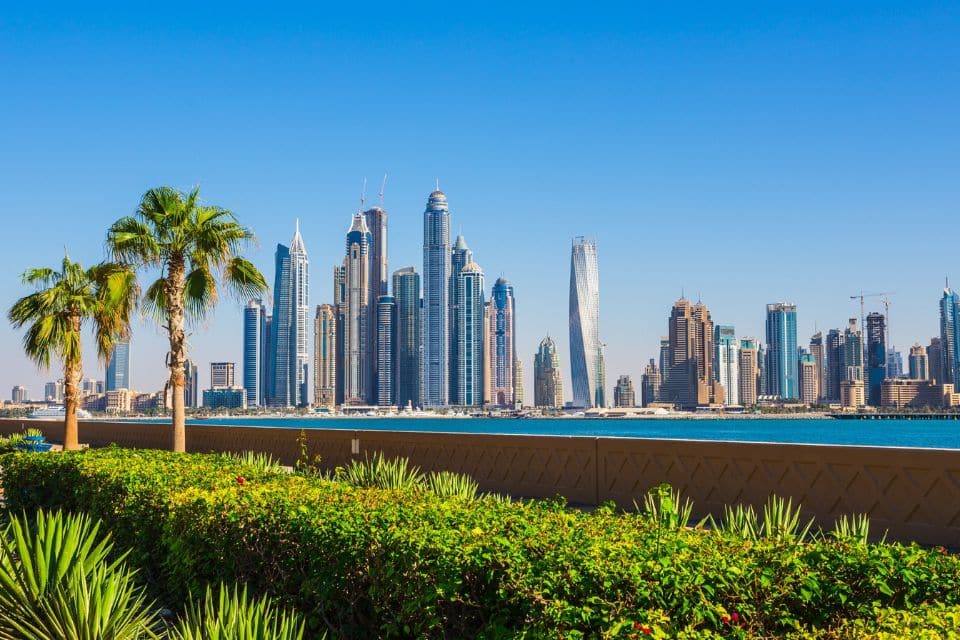 emirats-arabes-unis_-entre-tradition-et-modernite